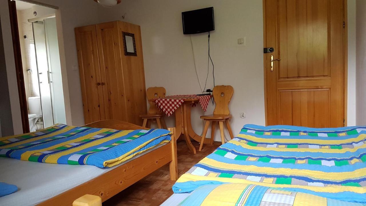 Gospodarstwo Agroturystyczne Dolina Zachwytu Suloszowa Esterno foto