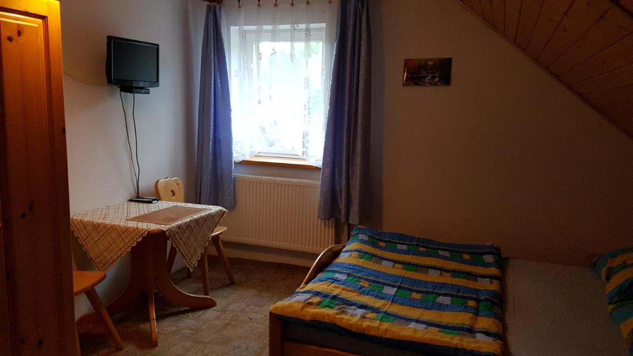 Gospodarstwo Agroturystyczne Dolina Zachwytu Suloszowa Esterno foto